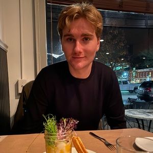 Meet your Posher, Devon